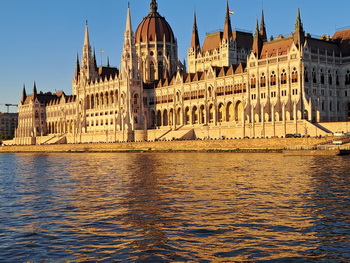 Le Parlement à Budapest